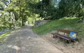 Galeria aktualności Nowe ławeczki na trasie do Kłęb&oacute;w &ndash; więcej komfortu na spacerach! &nbsp; &nbsp; 3