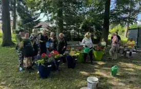 Galeria aktualności &nbsp;"Kwitnąca i czysta przestrzeń &ndash; razem upiększamy naszą wieś!" &nbsp; 7